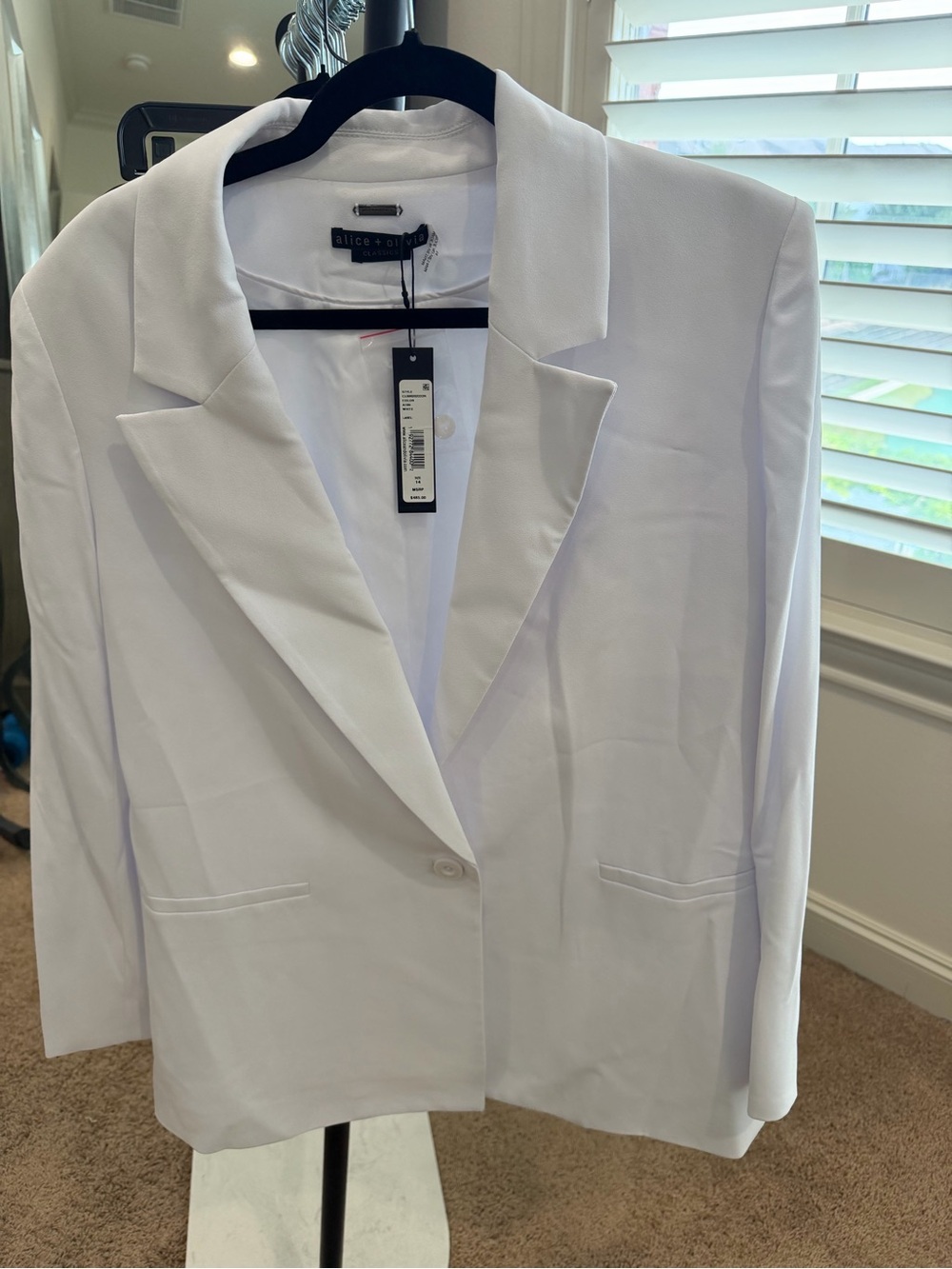 Alice + Olivia White Single-Button Tailored Blazer